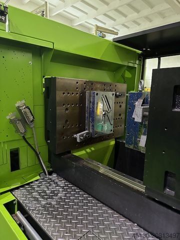 Spritzgießmaschine Engel Victory 330/90
