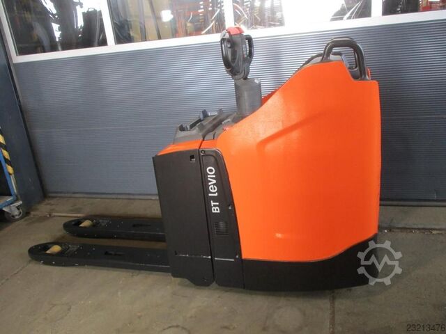 2020 TOYOTA LPE200 - 2452 TOYOTA LPE200
