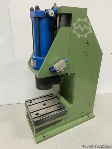 Pneumatische Einständerpresse, Druckluftpresse, Pneumatikstanze, Pneumatikpresse RECTUS - FRIEDMANN & MAIER K3000 / 50 / 6A