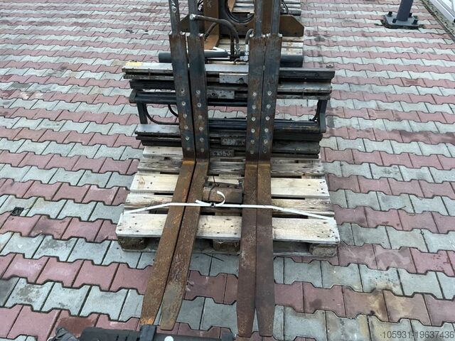 Multi-pallet handler 2/1 profile type Kaup 2T429