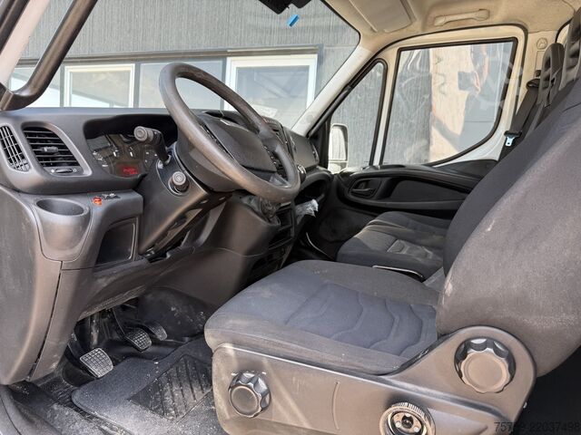 Three-way tipper van Iveco Daily 35C14 DOKA Kipper Euro6b ABS