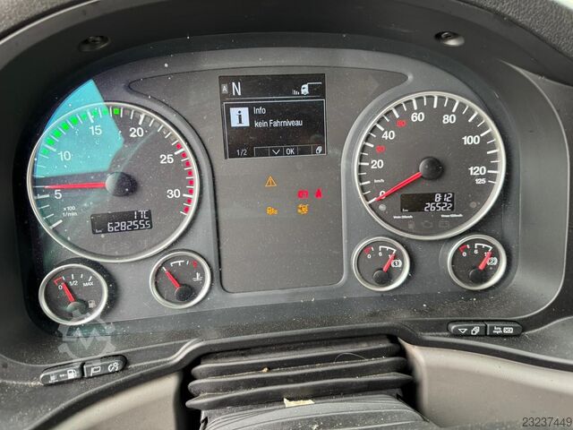 Standard tractor unit MAN TGX 18.460 4x2   Schlafkabine *retarder*