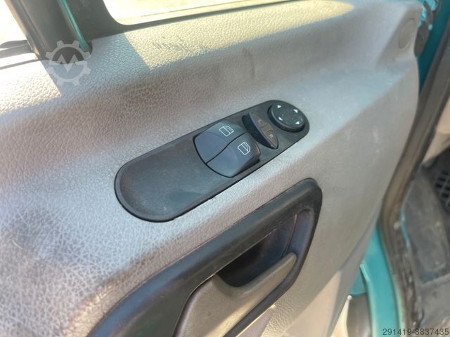 High top van MERCEDES-BENZ Sprinter 209 CDI Kastenwagen Hoch Mittel BJ 2008