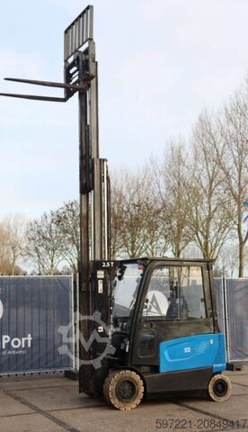 Elektrisch – 4 Räder Doosan B25X-7