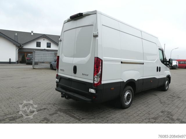 Kastenwagen hoch IVECO Daily35-180 3.0ltr. L2H2 Klima Navi HiMatik AHK