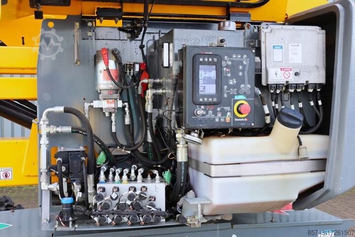 Gelenkteleskoparbeitsbühne Haulotte HA16RTJ PRO Diesel, 4x4x4 Drive, 16 m Working Heig