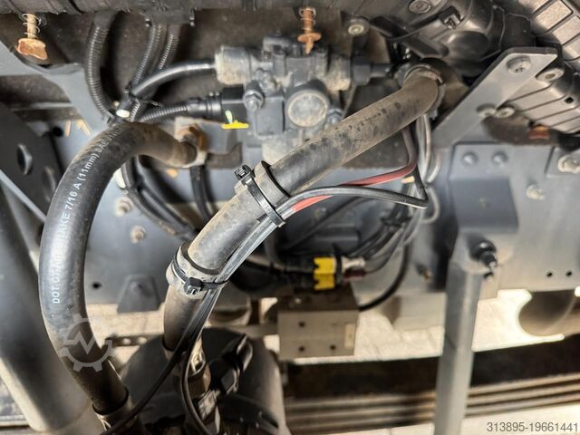 Tipper with crane DAF CF530 8x2 Palfinger Epsilon, Alu Kipper