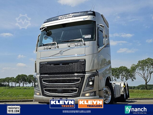 Chassis with cab VOLVO FH 750 6X2 9T FA WB 430