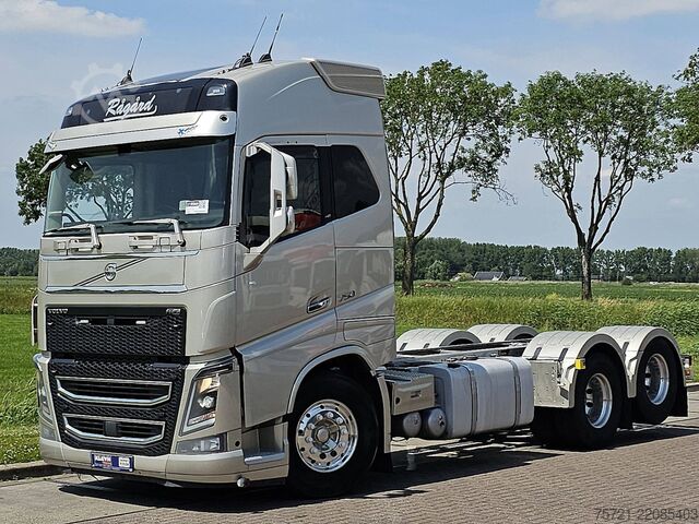 Chassis with cab VOLVO FH 750 6X2 9T FA WB 430