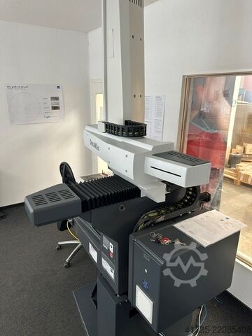 Coordinate measuring machine ZEISS DuraMax 5/5/5