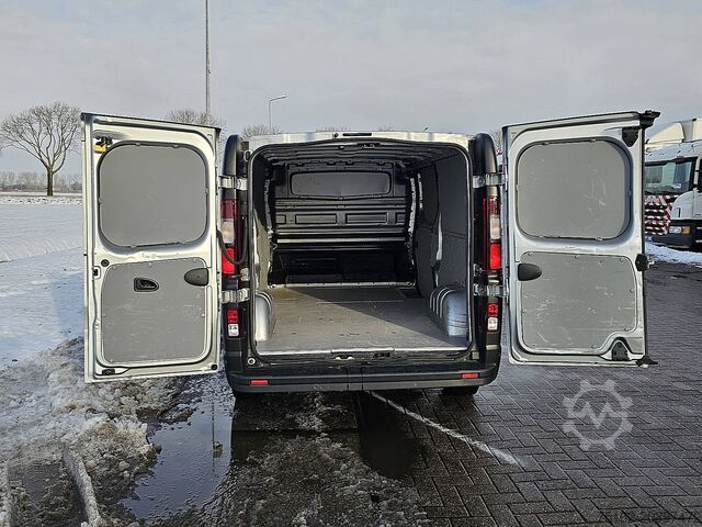 High-roof van RENAULT TRAFIC 2.0 DCI L2H1 Navi Euro6 AC!