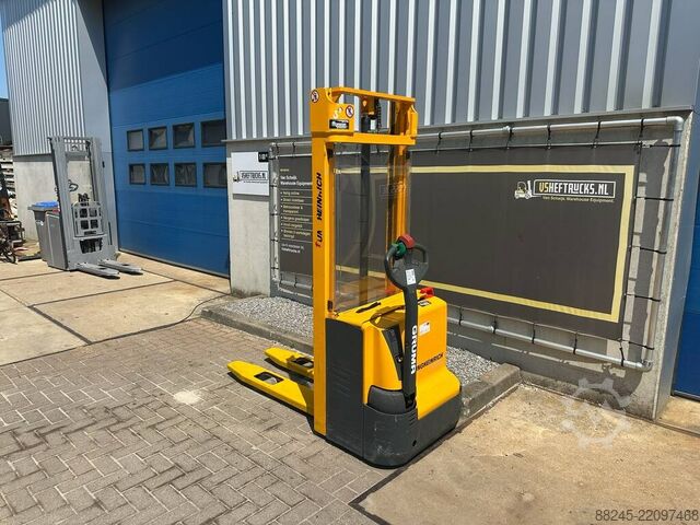 VS-22918 Electric Stacker Jungheinrich EJC110 JUNGHEINRICH EJC110