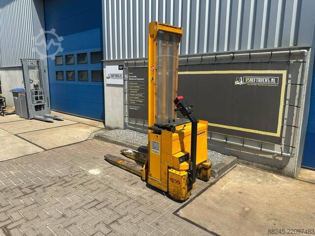 VS-22919 Jungheinrich electric stacker 3,680mm JUNGHEINRICH EJC 12,5G 115 300T