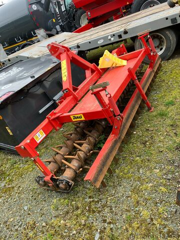 Packer Rau Frontsterntiller