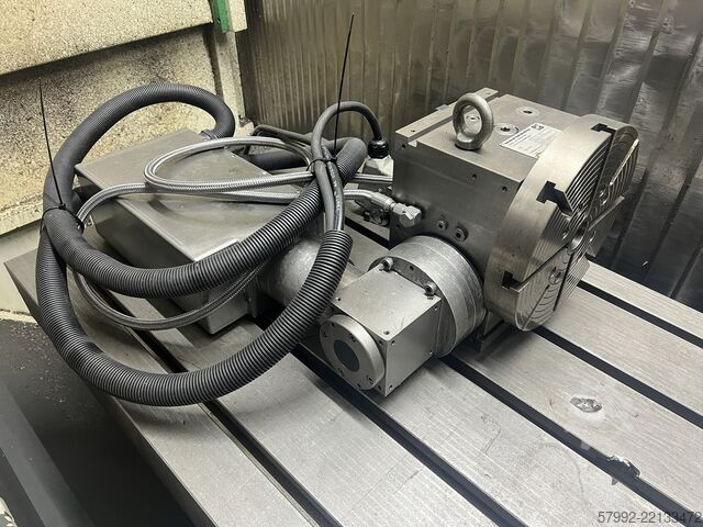 Universal machining center Matec 30HV