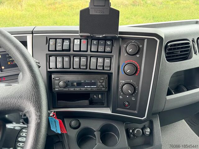 Fire engine Renault D16 Fire Fighter Truck (7 units)