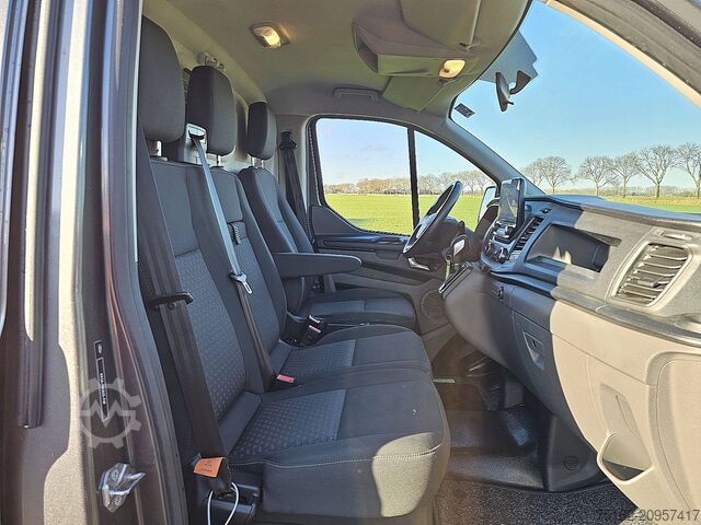 High-roof van FORD TRANSIT CUSTOM 2.0 L1H1 Automaat Navi!