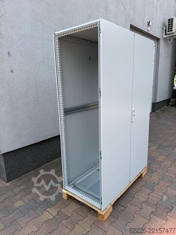 Freistehender Schaltschrank von Rittal Rittal VX25 VX 8286.000