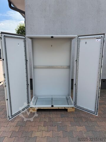 Freistehender Schaltschrank von Rittal Rittal VX25 VX 8286.000