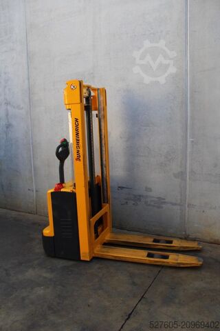 Stacker Jungheinrich EJC 110 290 ZT