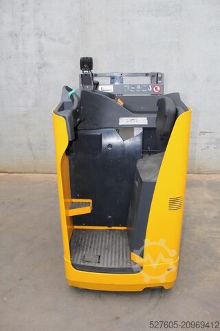 Stacker Jungheinrich ESD 120 201 ZT