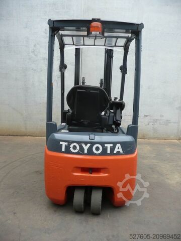Forklift Toyota 8FBE15T