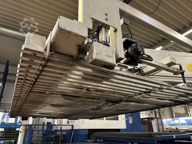 Laser cutting machine TRUMPF Trumatic L3030