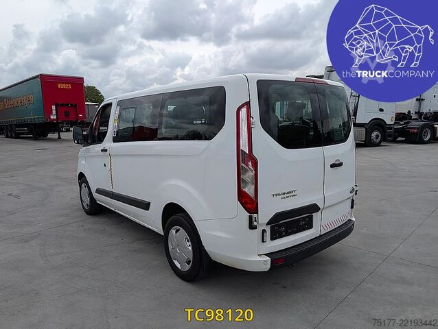 Passenger transportation Ford Transit CUSTOM 2.0 TDCI - 9 SEATS - AUTOMATIC -...