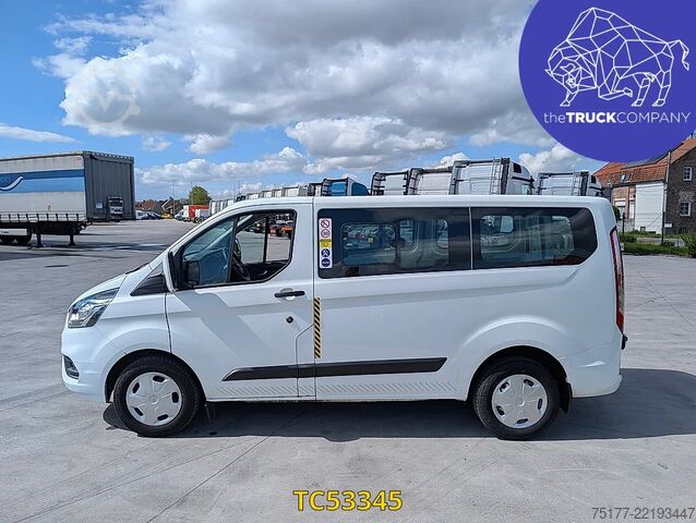 Passenger transportation Ford Transit CUSTOM 2.0 TDCI - 9 SEATS - AUTOMATIC -...