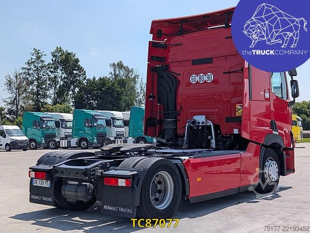 Standard-SZM Renault T 520