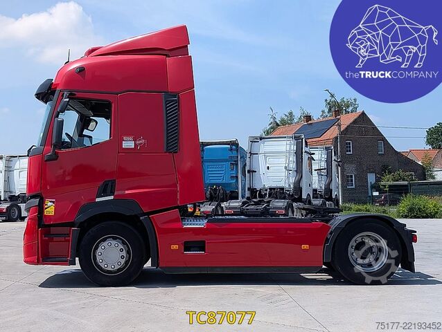 Standard-SZM Renault T 520