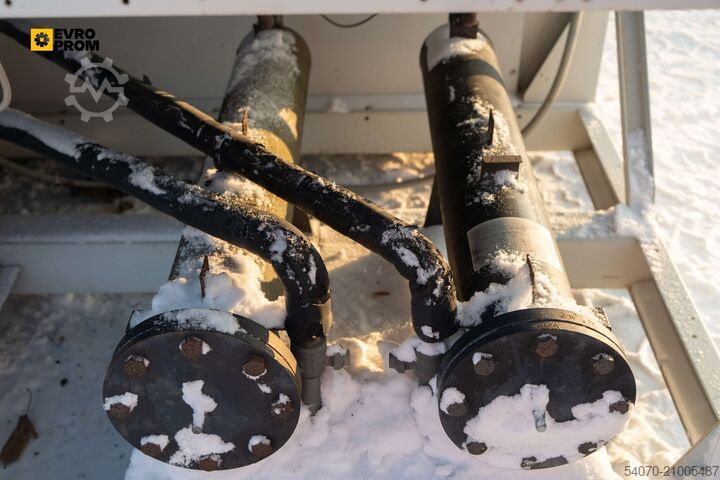 Chiller/Heat pump Used Aircooled chiller CARRIER 30RQ0522 0157 PEE 465 kW/560 kW