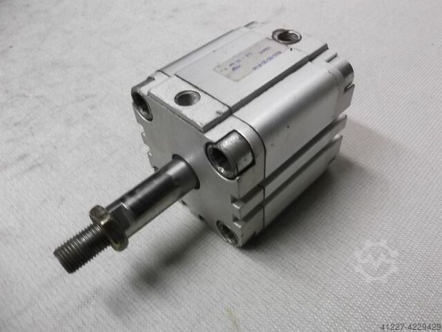Kompaktzylinder Festo ADVU-50-30-A-PA