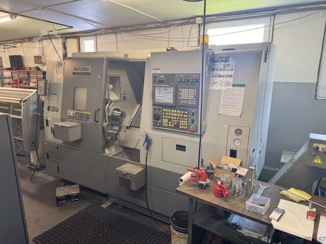 CNC lathe Hyundai SKT 210 SY