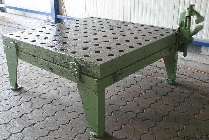 Clamping plate Guss Abmessungen 1510/1510/H695 mm