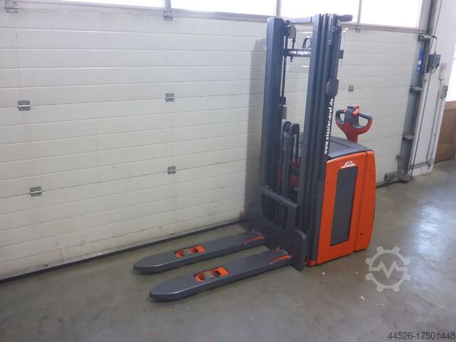 High Lift stacker Linde 