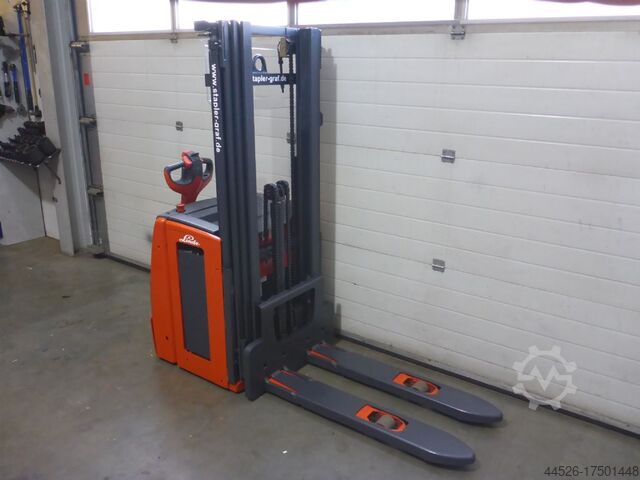 High Lift stacker Linde 
