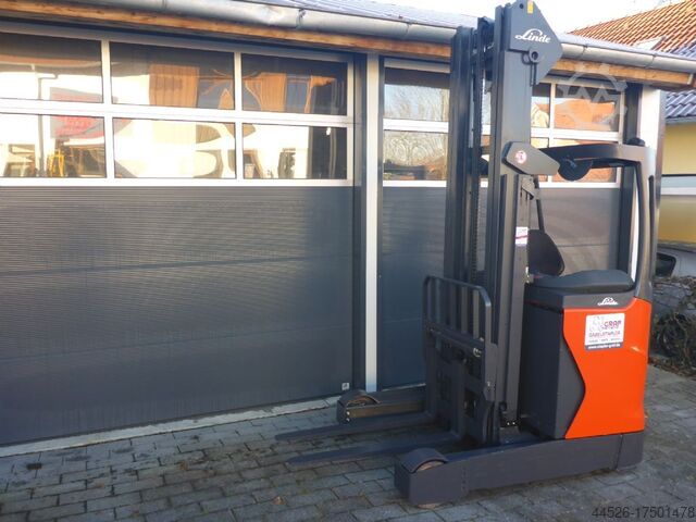 Schubmaststapler Linde R16