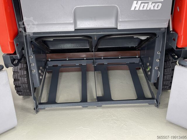 Kehrmaschine Hako Sweepmaster Jonas 980V Generalüberholt mit 6 Monaten Garantie