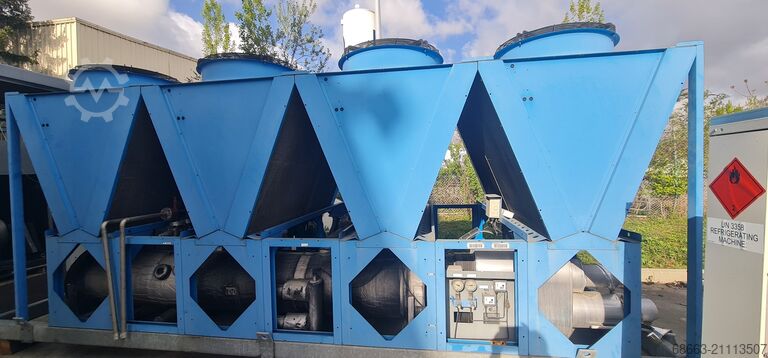 Kühler COFELY Axima Refrigeration GmmbH Quatum A060-P20-L4.