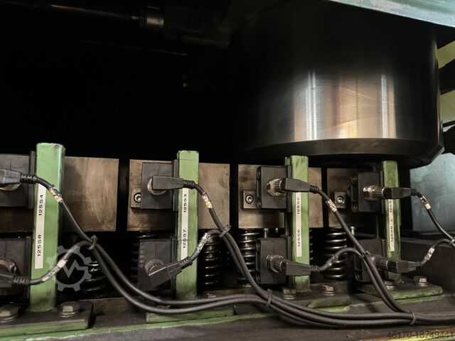 Pons-Schneidmaschine Voortman V500