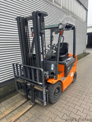 Electric 4-wheel forklift Doosan B20 NSC