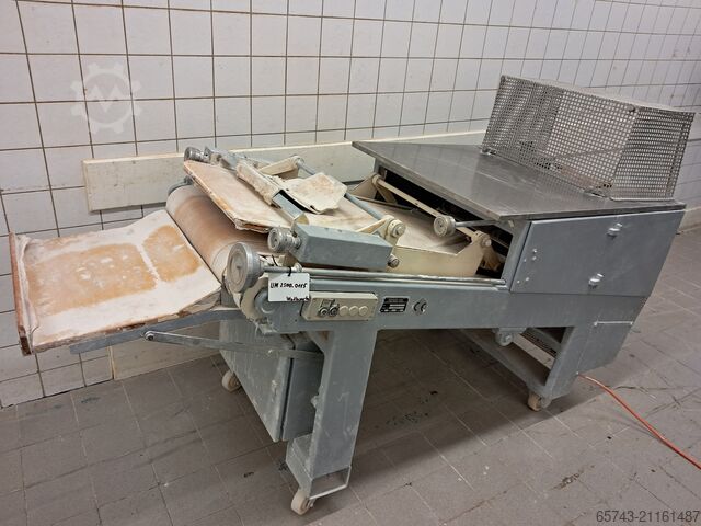 Brotlängswirkmaschine Kemper SU-L