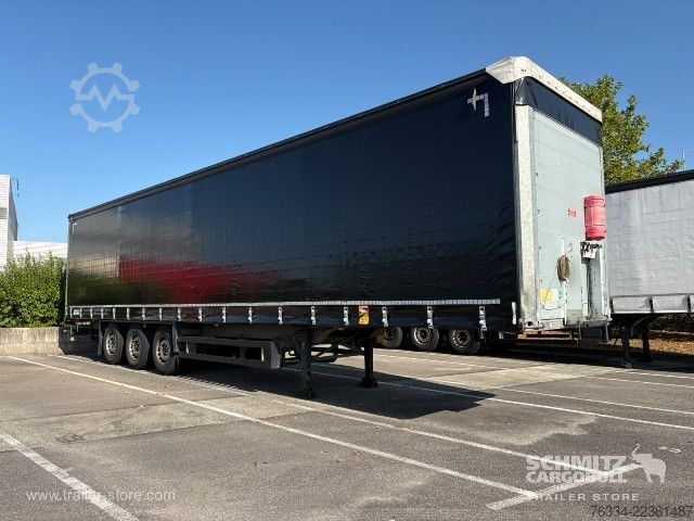 Open semitrailer with tarp Schmitz Cargobull Semitrailer Curtainsider Standard