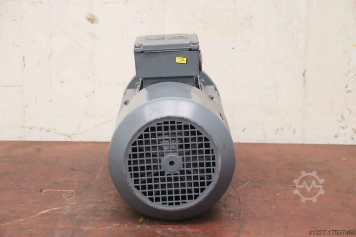 Electric motor 3 kW 1400 rpm SEW-Eurodrive DV100L4/BMG