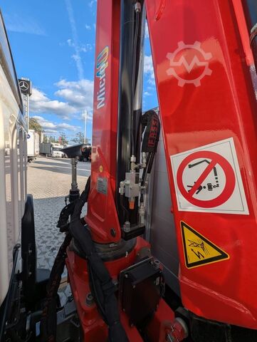 Autokranwagen Fuso Canter 9C18 Fassi M40 Pritsche 4,5 m