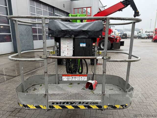 Gelenkteleskoparbeitsbühne Niftylift HR 17 D 4x4