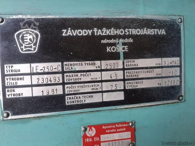 Eccentric press ZTS Kosice LE 250C