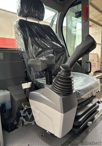 Loader HZM 825-T Profi Teleskopradlader