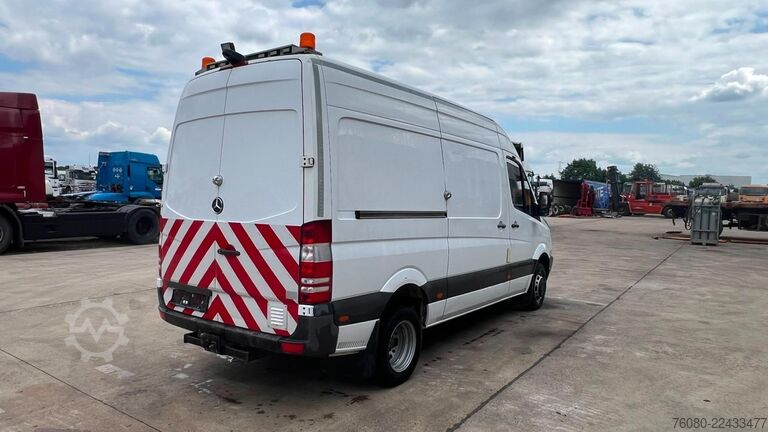 Delivery van Mercedes-Benz Sprinter 519 (3.0 V6 / BELGIAN VAN / EURO 5 / M...